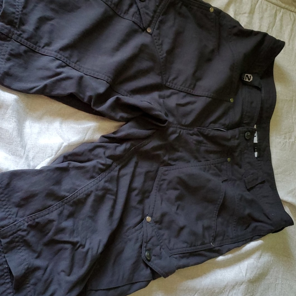 Salomon Black Cargo Shorts Size 34